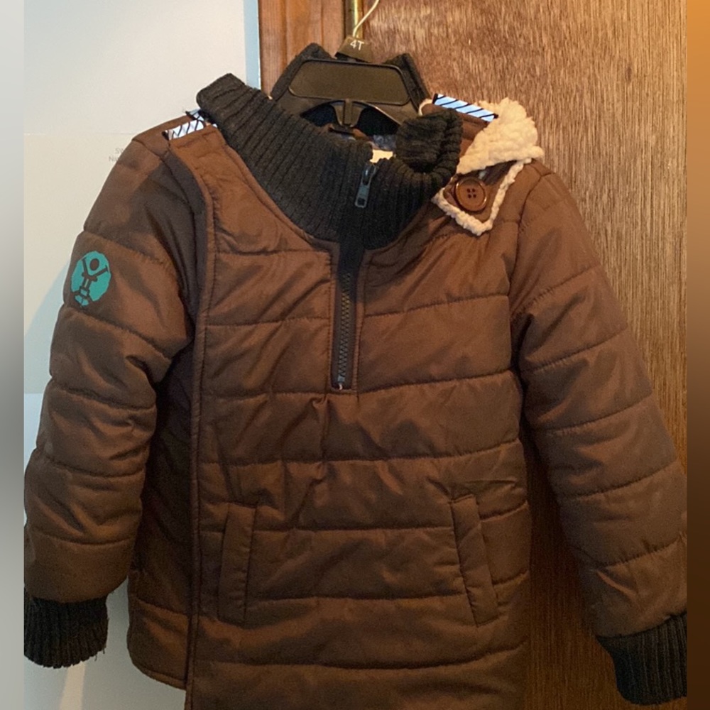 3T Buckle Me car seat safety coat